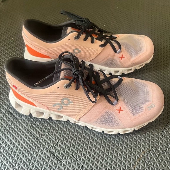 On Cloud X 3 Lightweight Running Training Shoes Rose/ Sand Womens Size 9.5 - Picture 2 of 8